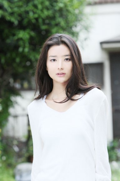 “沙巴体育”王飞首发迎欧冠首秀 里昂9-0屠波兰冠军进16强(图2) 沙巴体育登录入口